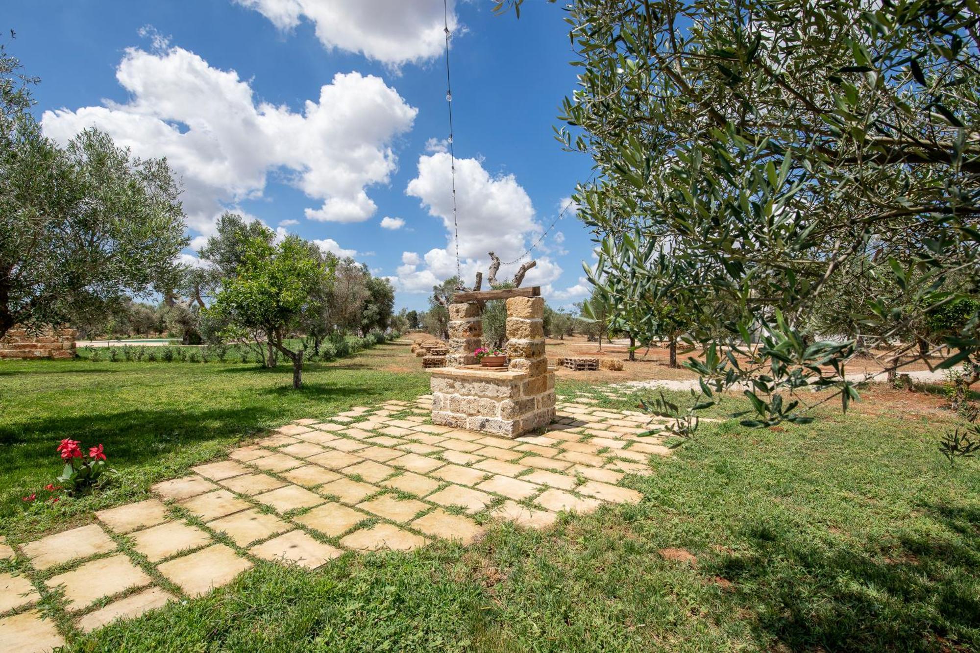 Le Chiese Azienda Bio Agri Turistica San Pietro in Lama Esterno foto